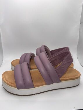 Koolaburra UGG Women's Quilted Strap Platform Sandals. Size 8
